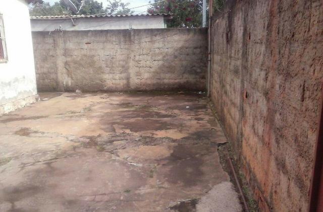 Casa com barracao em aparecida de goiania - Foto 2