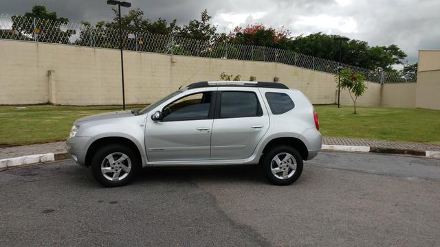 Renault Duster 1.6 flex ano 2014 - Foto 2