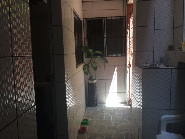 Aluga-se casa no tororó