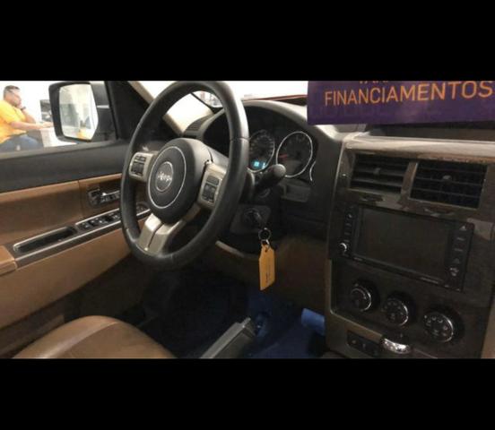 Jeep Cherokee - Foto 3