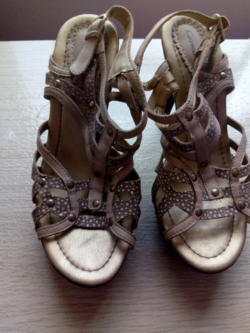 Roupas - Foto 6