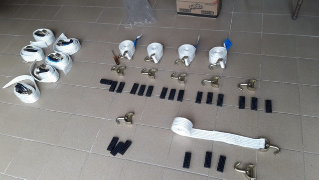 R$ 58 Cinta de fixação tipo cegonha, p/ serviços profissionais de amarração de automóveis - Foto 18