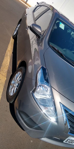 Nissan Versa 1.6 SV automático 2019 - Foto 10