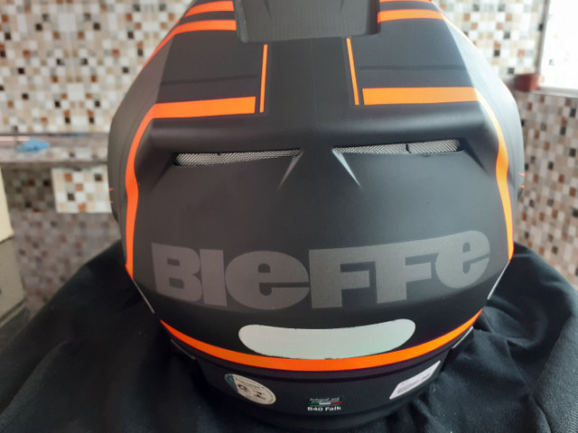 Capacete Novo top Bieffe número 56 - Foto 4