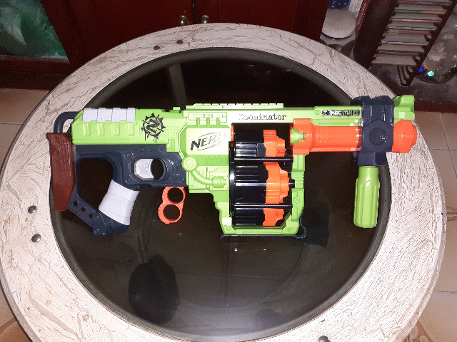 Nerf Doominator Zombie Strike - Foto 5