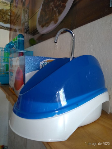 Bebedouro para gatos e cães ( Fonte )
