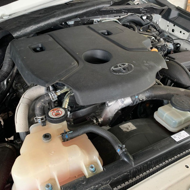 Sucata de Hilux SRX 2019 0km pra retirar peças