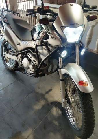 MOTO FALCON 400, ANO 2008 IMPECÁVEL COM 60MIL KM