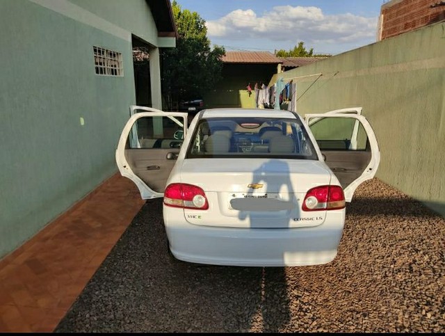 CARRO CORSA CLASSIC LS BRANCO