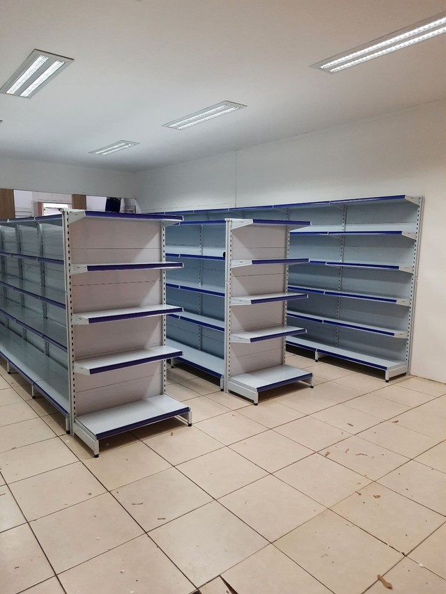 Gôndola Central e de Parede solicite orçamento
