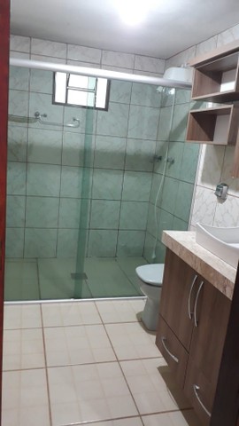 Casa com 4 quartos, área gourmet e terreno nos fundos - Foto 5