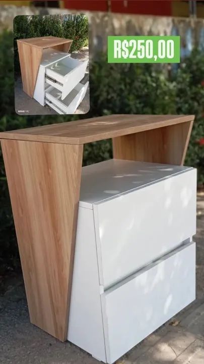 Gaveteiro de madeira branco com 2 gavetas