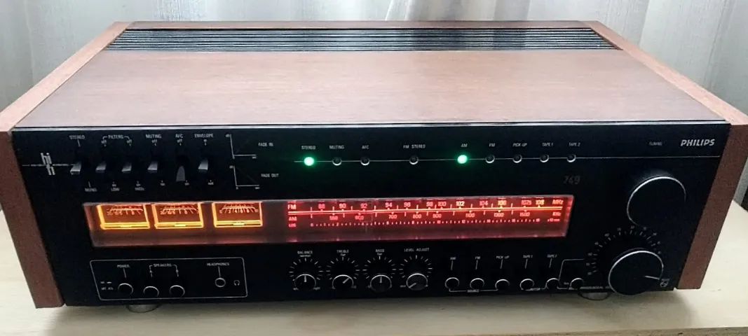 RECEIVER PHILIPS 749 HI-FI - Foto 2