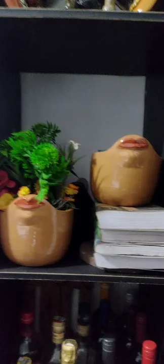 Vaso decoração ceramica com detalhe boca