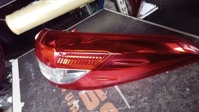 Lanterna Traseira Direita Toyota Yaris Sendan Original - Foto 2