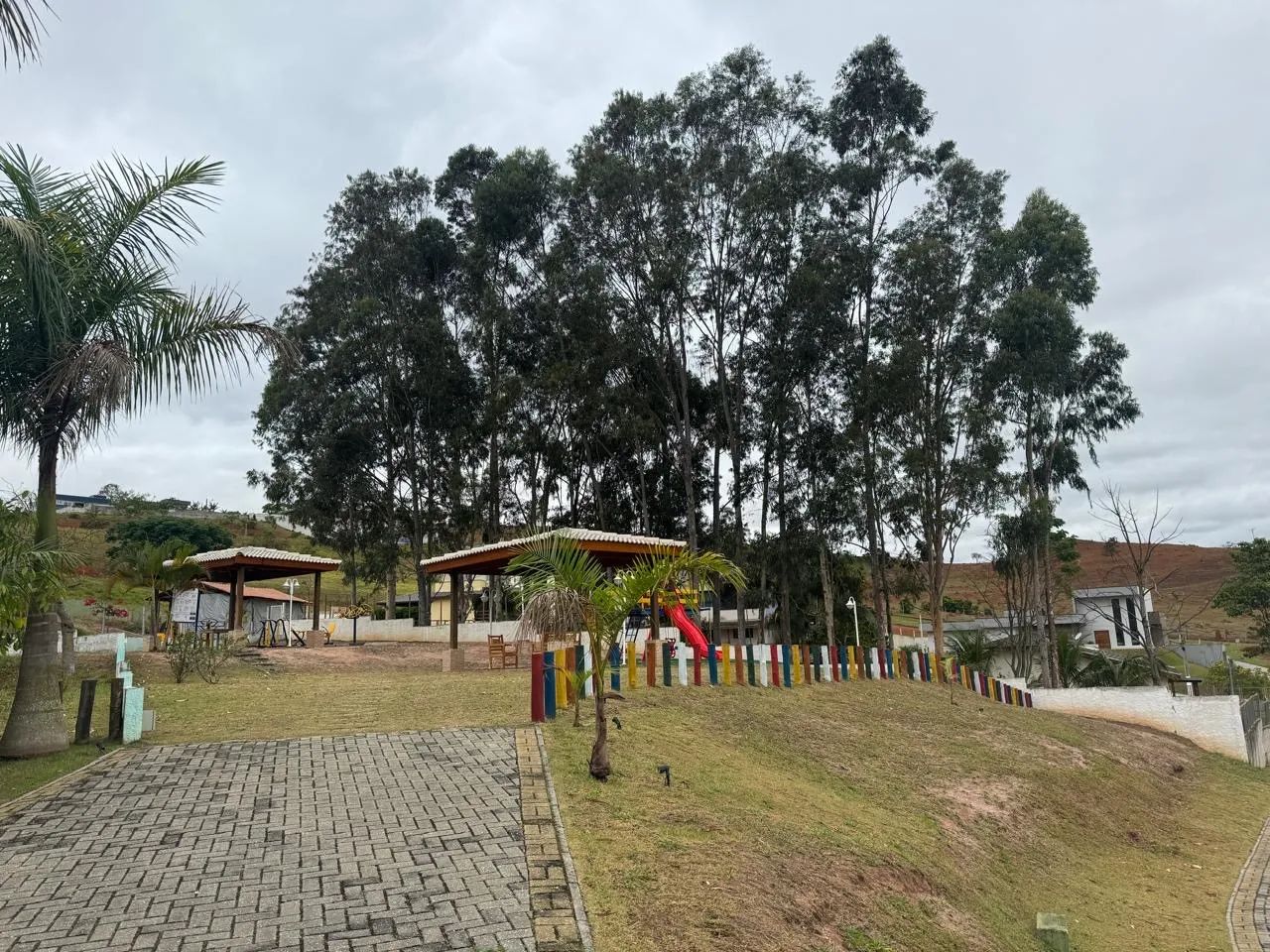 Terreno em condomínio fechado