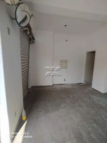 Salão comercial para locação no bairro Vila Operária