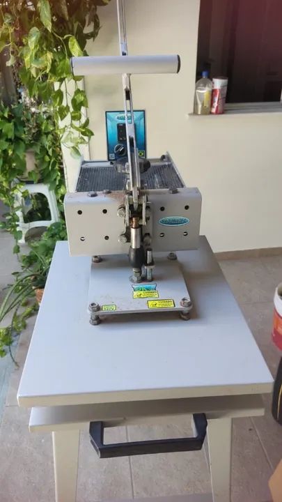 Prensa plana 50 x 40cm para sublimação, DTF ou transfer - Foto 2