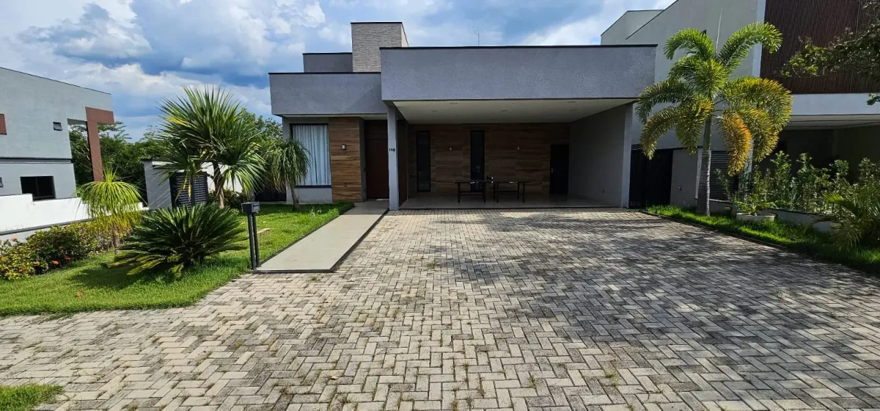 Casa Térrea À VENDA - 2 Suítes - R$ 1.700.000 - 225m - Alphaville III - Votorantim - SP