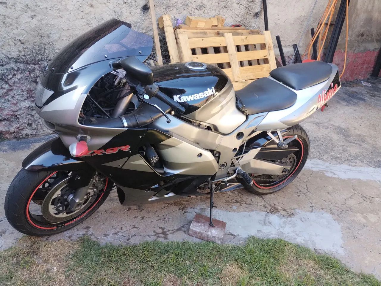 Kawasaki Zx-9r 900cc 1996 - 1456055023 | OLX