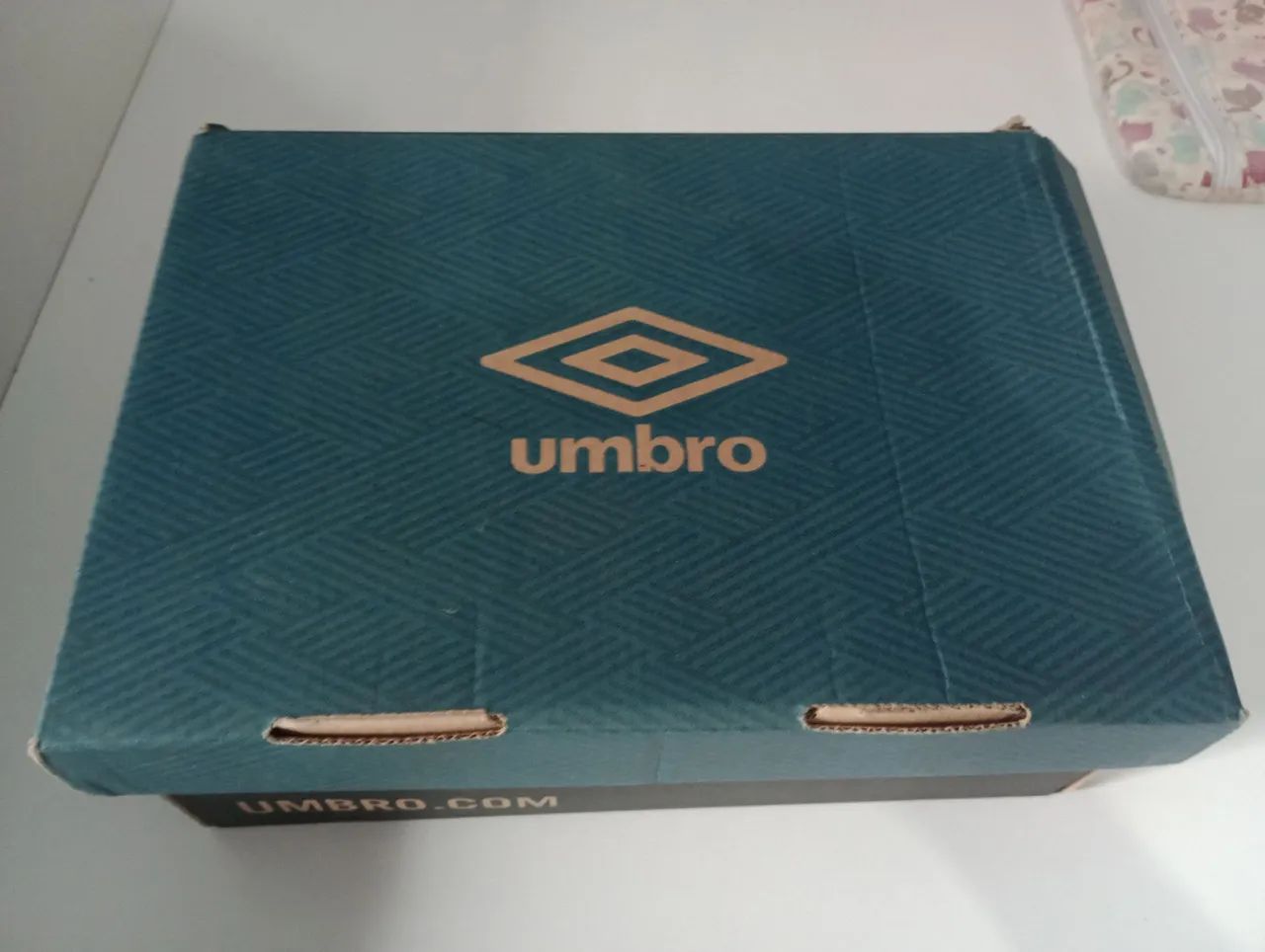 Chuteiras Umbro Futsal - Azul e Laranja - Foto 2