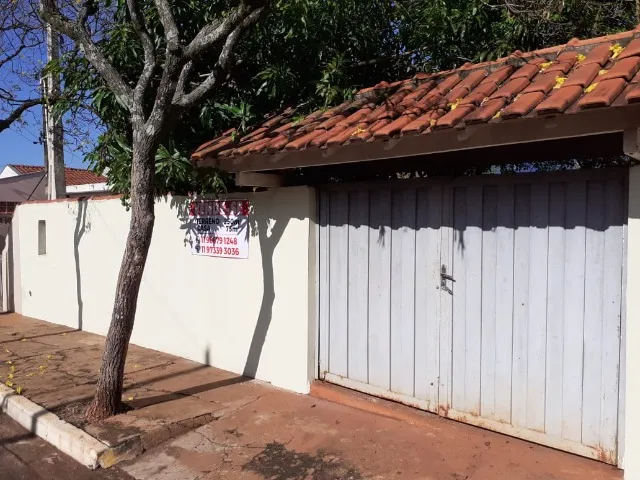Casa em Gavião Peixoto com 250m² terreno e 100m² construídos, 01 dormitório com Mezanino