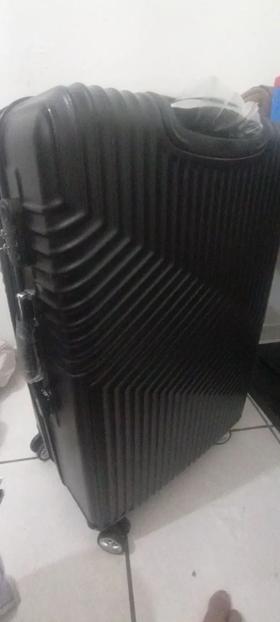 Mala de viagem preta nova 23/30 Quilos - Foto 4