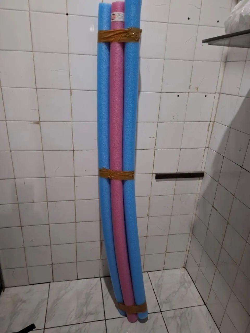 Boia espagute macarrão flutuador para piscina , 5 unidades