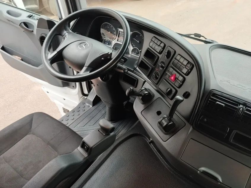 Mercedes-Benz Actros 2651LS | RETARDER Tanque Suplementar 6x4 2018 - Foto 12