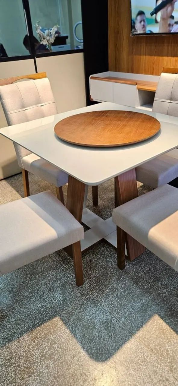 Mesa de Jantar 4 cadeira tampo em vidro - Foto 3