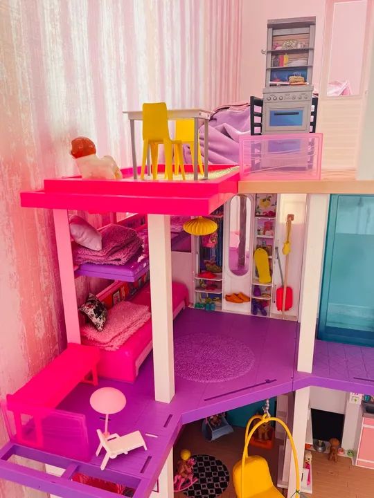 Casa de Bonecas Barbie Dreamhouse - Diversão Garantida! - Foto 3