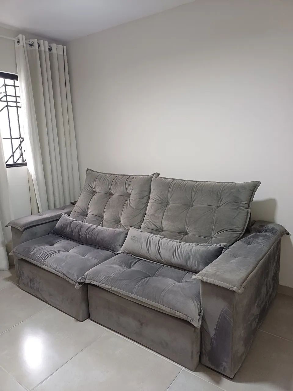 Sofá Retratil 2,3064341726083970121