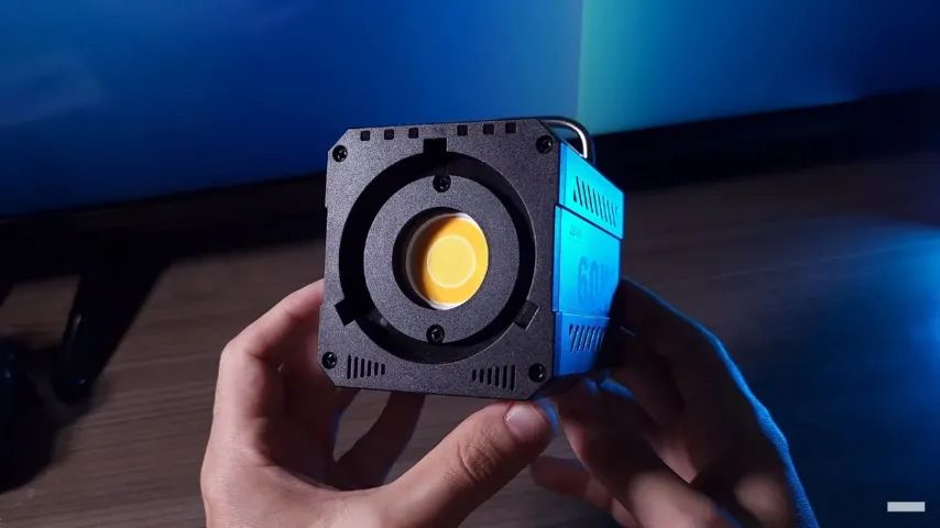 Led ZU60 + Softbox Ulanzi AS-D30 