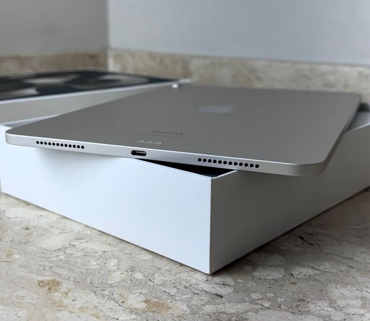 iPad Air 5ª Gen. (CHIP M1) 64GB - ACEITO TROCAS / PARCELAMENTO EM ATÉ 12x - Foto 3