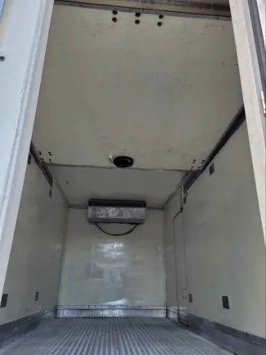 Accelo Baú Refrigerado 2017