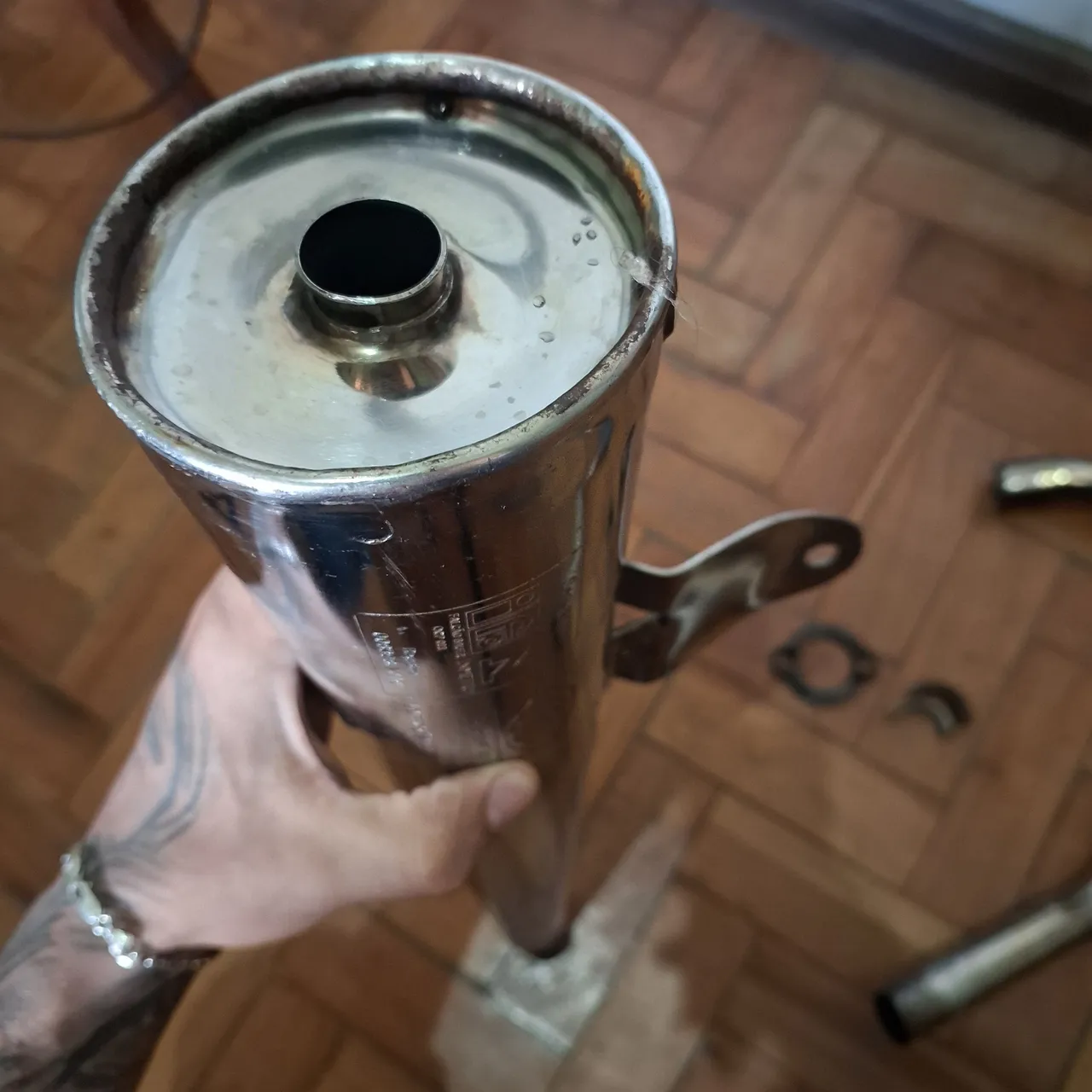 Escapamento cromo forte 95 operado pelo pk estraladores