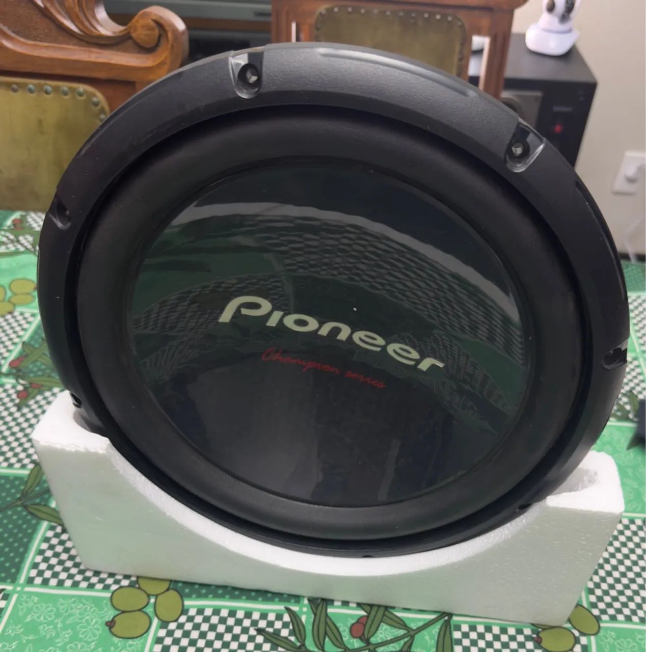 Vendo Subwoofer Pionner 12 polegadas, bobina simples, modelo TS-W310S4, novo, Itajubá/MG - Foto 2