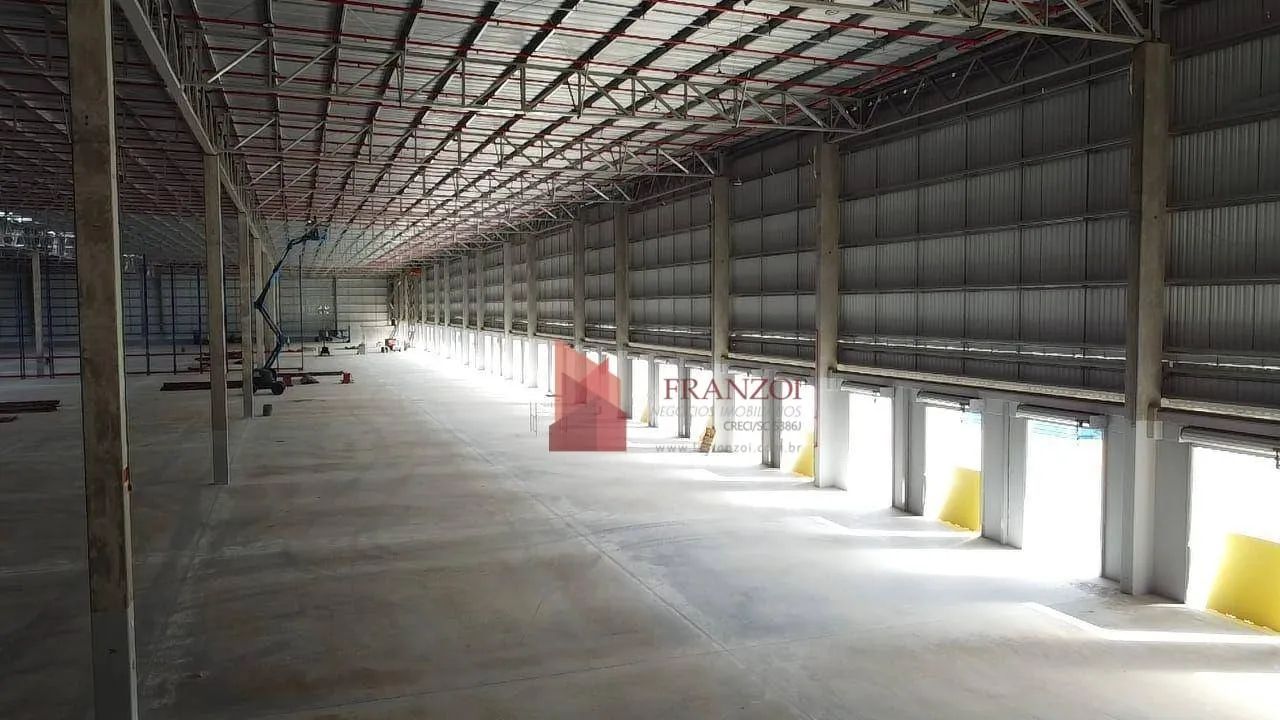 ALUGO: ARMAZÉM LOGISTICO 5.500 m² em ITAJAÍ/SC - Foto 4
