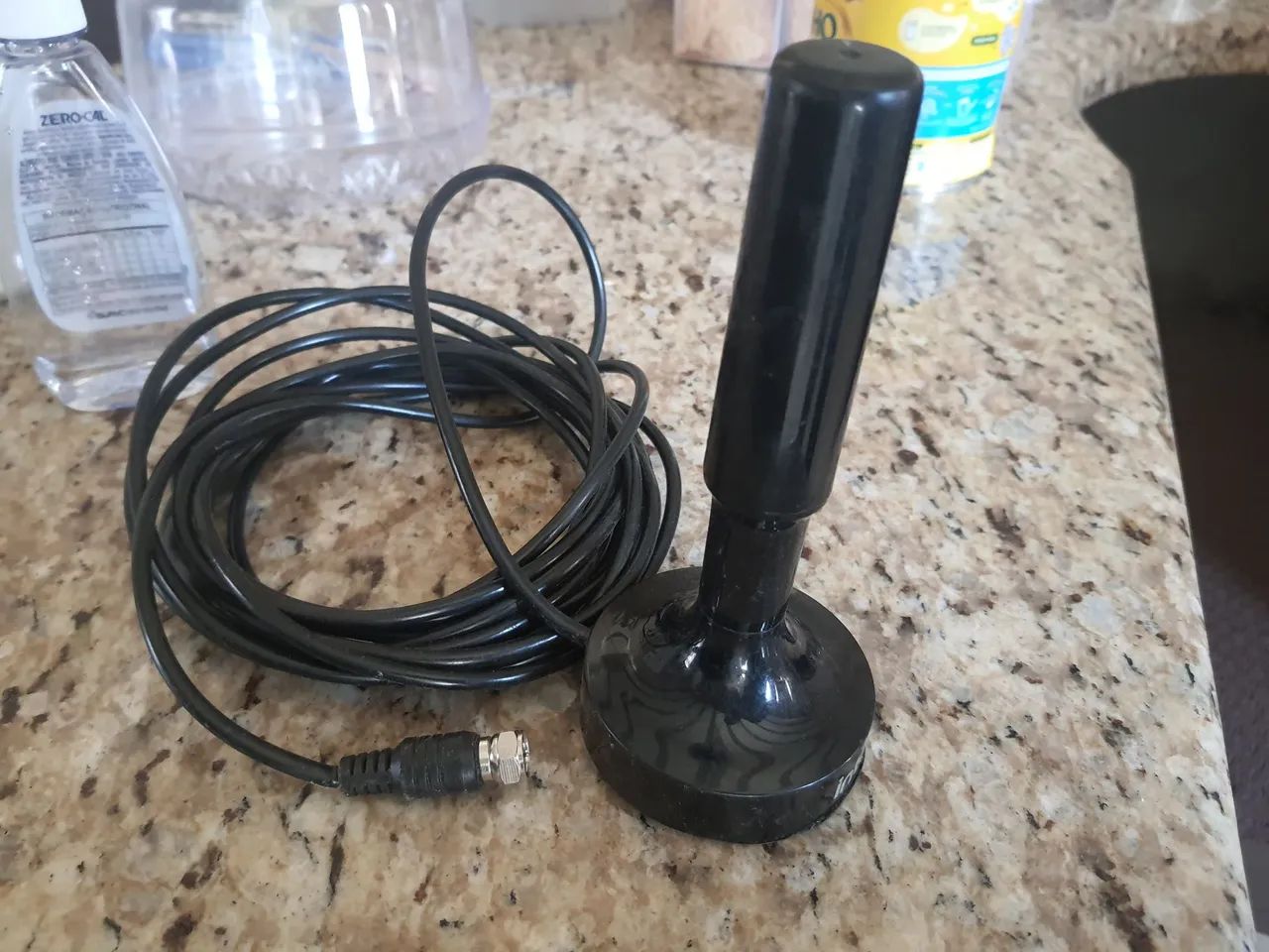 Antena de TV Digital Interna com Cabo