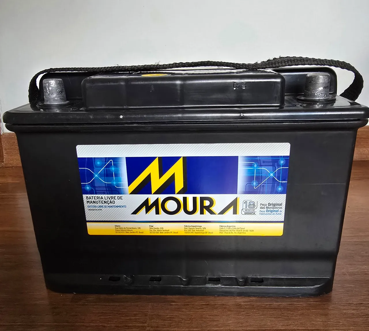 Bateria 75AH Moura de alta performance seminova ano 2021 com pouco uso (92% de vida útil)