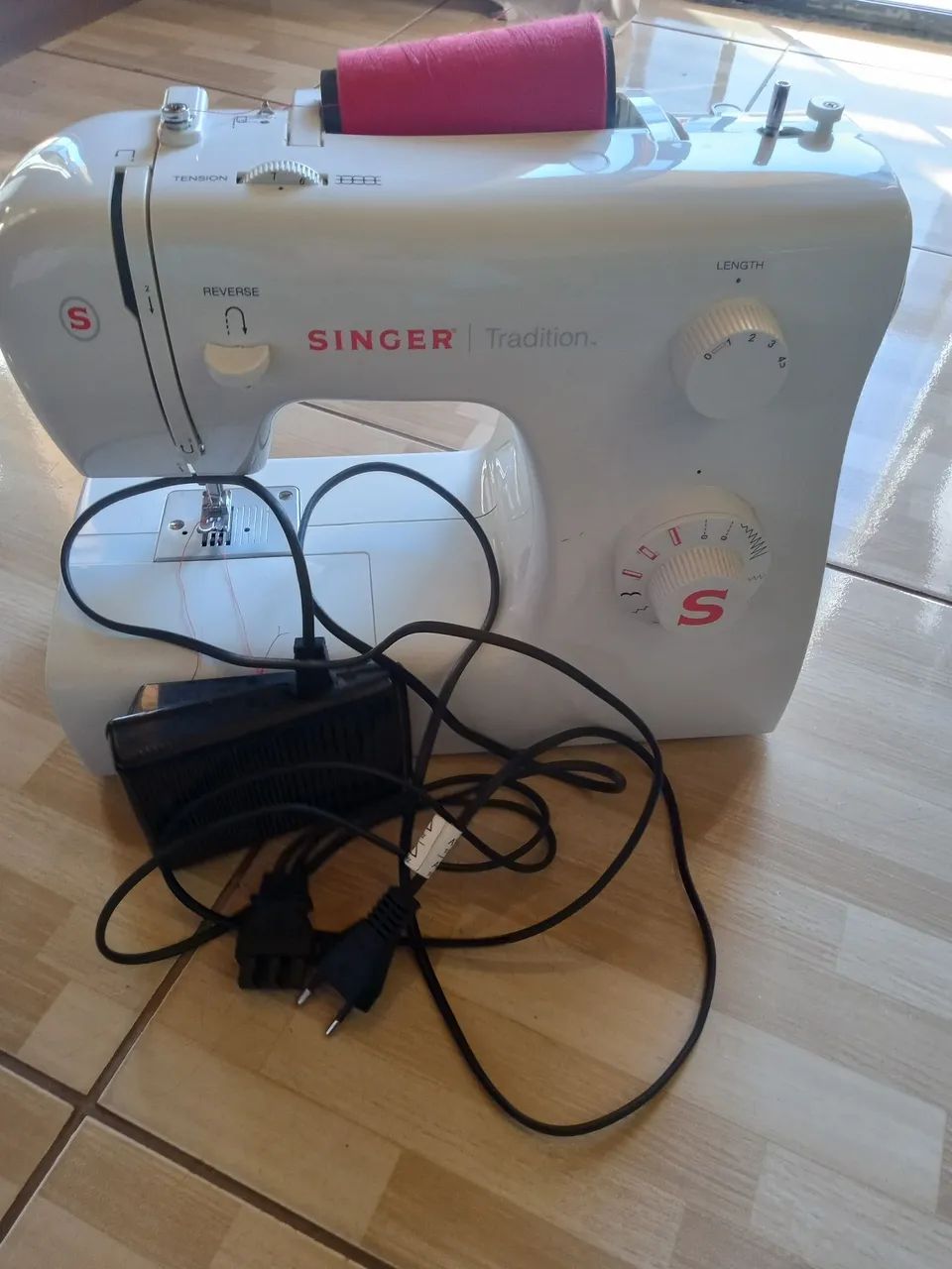 Máquina de Costura Singer Tradition - Foto 4