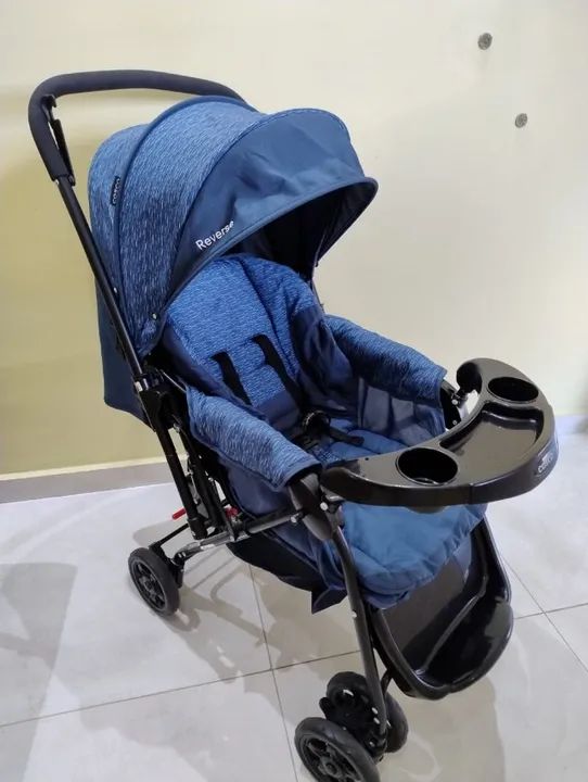 Carrinho de bebê+ bebê conforto Cosco  azul - Foto 3