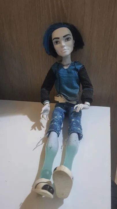 Monster high invisi billy