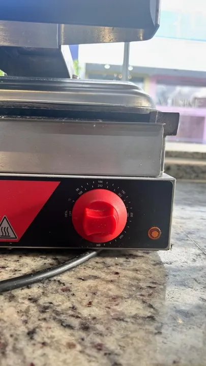 Chapa Elétrica Croydon 220v
