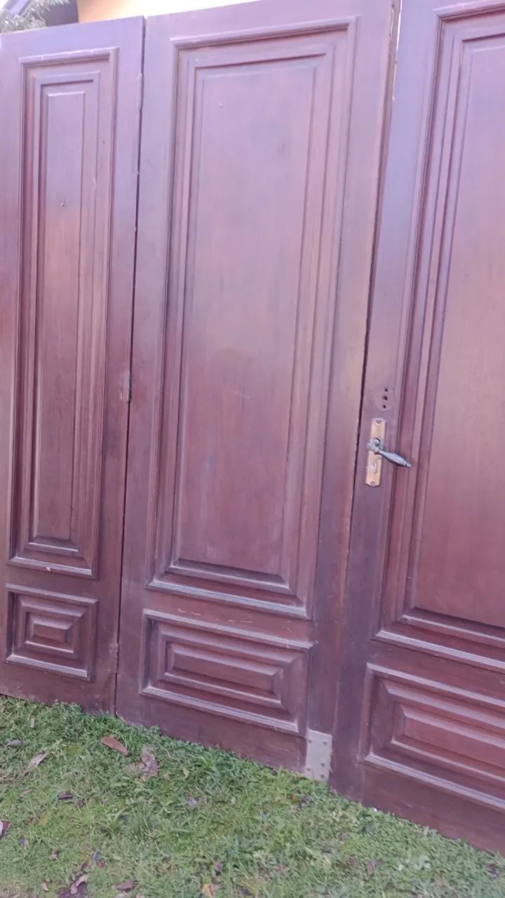 Portas em madeira delei64186570515203121