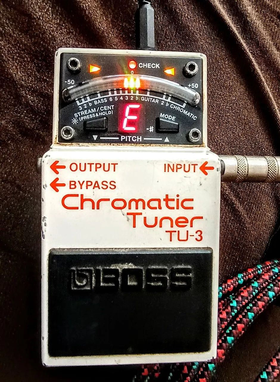 Afinador de Guitarra BOSS TU-3