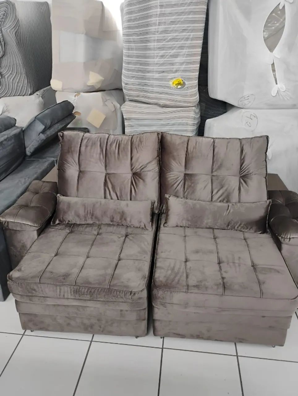 Sofá Retrátil Tóquio 4 Lugares Bege Castor