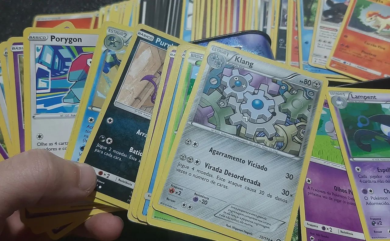 Cartas de pokémon + lata de pokémon - Foto 3