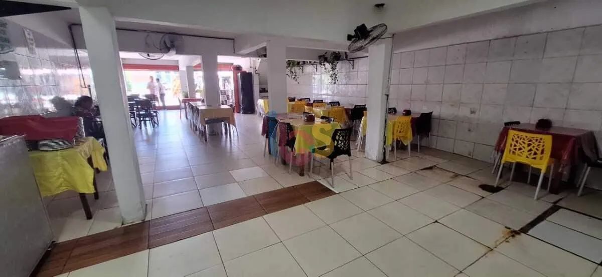 Vendo Prédio no Centro