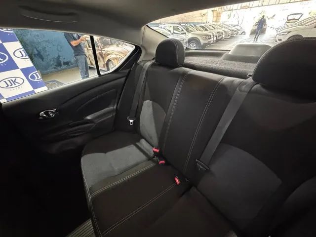 Nissan Versa SL 1.6 16V Flexstart 4P Mec. 2016 - Foto 14